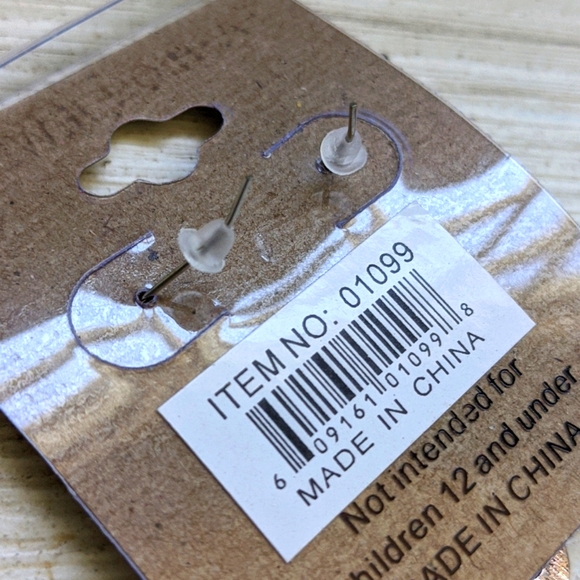 Ivory Antique Dangle Semiprecious Stone Earrings - Picture 5 of 8